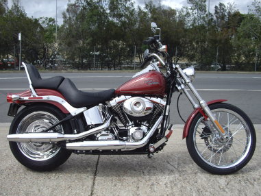 07SoftailCustomRed.jpg